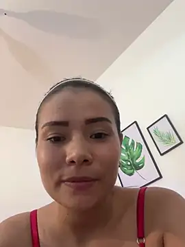 Snapshot of Rousse_blue chatting on December 14, 2024, 11:18 am Rousse blue online show from December 14, 2024, 11:18 am