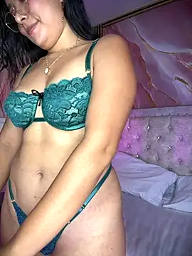 Snapshot of Rousse_blue chatting on September 23, 2025, 3:53 am Rousse blue online show from September 23, 2025, 3:53 am