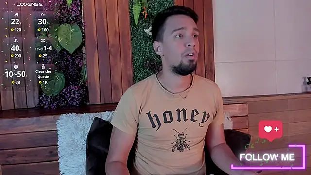 Edward max online show from March 17, 2025, 3:14 am