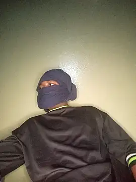 Mischevous T69 online show from December 5, 2024, 8:22 pm