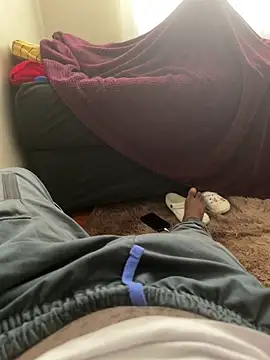 Mischevous T69 online show from November 17, 2025, 9:48 am