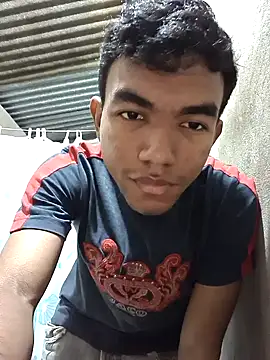 Reynold2608 online show from December 13, 2024, 4:54 am