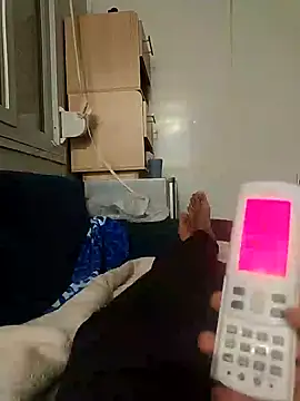 Snapshot of zenci58 chatting on December 23, 2024, 11:14 am zenci58 online show from December 23, 2024, 11:14 am