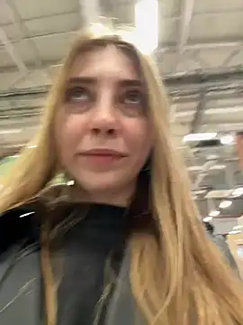 Sunny   Bunny online show from November 14, 2025, 9:08 am