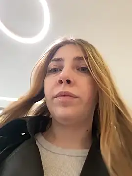 Snapshot of Sunny___Bunny chatting on January 17, 2026, 11:48 am Sunny Bunny online show from January 17, 2026, 11:48 am