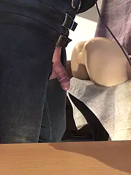 Snapshot of Inseminator69 chatting on February 22, 2025, 10:29 am Inseminator69 online show from February 22, 2025, 10:29 am