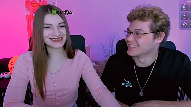 Snapshot of pure_radiance1 chatting on December 22, 2025, 8:22 am pure radiance1 online show from December 22, 2025, 8:22 am