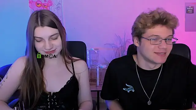 Snapshot of pure_radiance1 chatting on January 9, 2026, 10:18 am pure radiance1 online show from January 9, 2026, 10:18 am