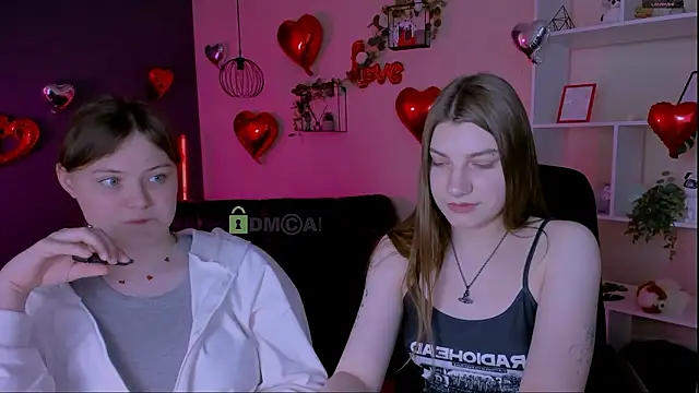 Snapshot of pure_radiance1 chatting on February 15, 2026, 8:49 pm pure radiance1 online show from February 15, 2026, 8:49 pm