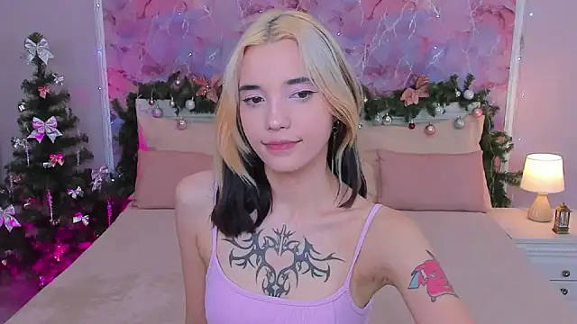 Snapshot of as1an_girlfriend chatting on December 29, 2024, 1:49 pm as1an girlfriend online show from December 29, 2024, 1:49 pm