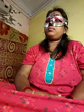 Snapshot of tinabhabhi chatting on December 23, 2025, 10:35 am tinabhabhi online show from December 23, 2025, 10:35 am