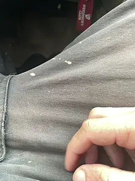 hardandready3523 online show from February 11, 2026, 5:51 pm