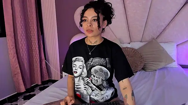 KatherineGomez online show from January 17, 2026, 3:11 am