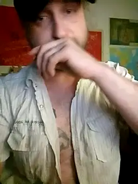 Ozomitro online show from March 22, 2025, 7:09 pm