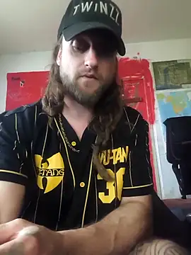 Ozomitro online show from November 9, 2025, 8:56 am