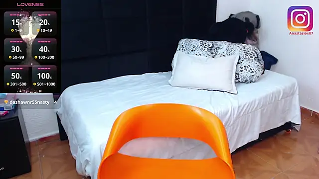 Snapshot of Anastasiax87 chatting on January 17, 2025, 10:45 pm Anastasiax87 online show from January 17, 2025, 10:45 pm