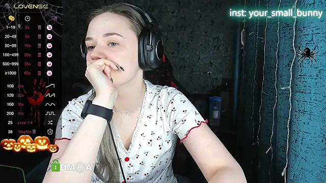 Your small bunny online show from October 20, 2025, 2:12 am