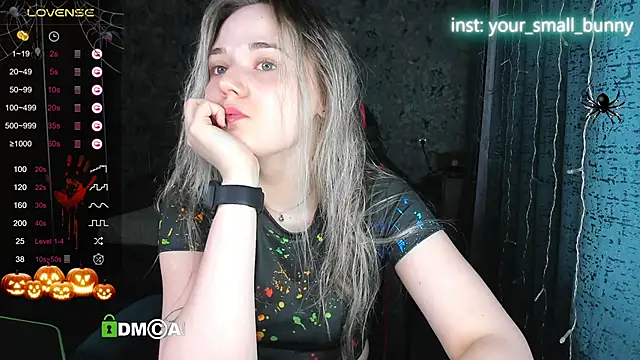 Your small bunny online show from October 27, 2025, 2:04 am