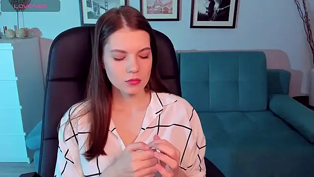 BellaSweetHeart online show from March 7, 2025, 6:57 am