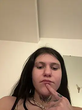 nekorori online show from February 24, 2025, 5:00 am