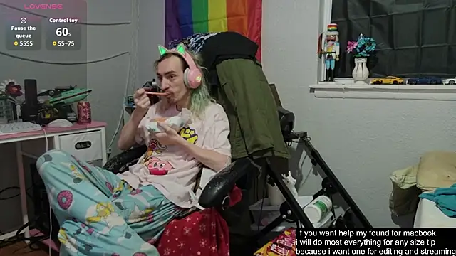 tallnerdyguy online show from October 17, 2025, 1:09 am