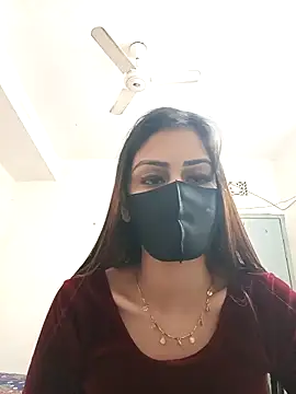 Snapshot of Tisha-01 chatting on November 21, 2025, 3:05 am Tisha-01 online show from November 21, 2025, 3:05 am