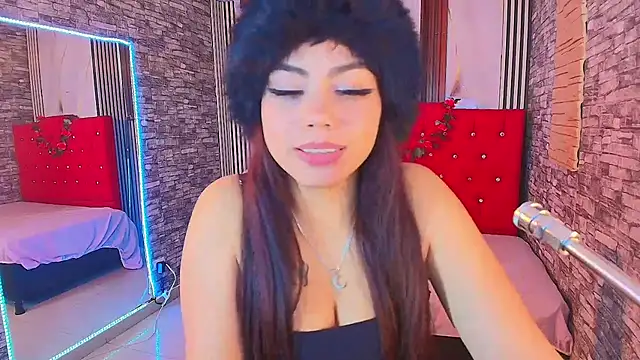 Snapshot of maribelsex303av chatting on November 14, 2025, 3:33 pm maribelsex303av online show from November 14, 2025, 3:33 pm