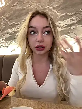 Snapshot of melissa_grr chatting on January 22, 2025, 1:00 pm melissa grr online show from January 22, 2025, 1:00 pm
