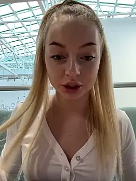 Snapshot of melissa_grr chatting on February 2, 2025, 12:24 pm melissa grr online show from February 2, 2025, 12:24 pm