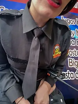 Alysson-- online show from November 3, 2025, 3:35 pm