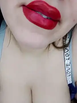 sexy-mariya online show from December 18, 2025, 3:51 pm