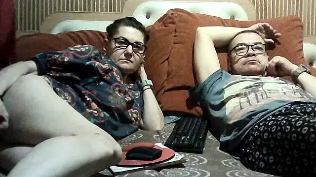 AlanaLaDream online show from November 1, 2025, 5:59 pm