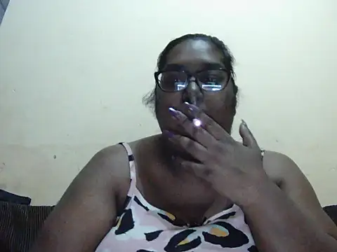 Sexy Tigress26 online show from October 19, 2025, 9:48 pm