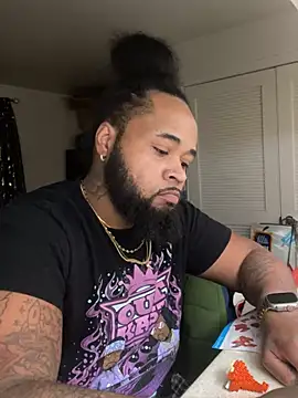 Snapshot of Pap1_Champo chatting on January 3, 2025, 5:28 am Pap1 Champo online show from January 3, 2025, 5:28 am