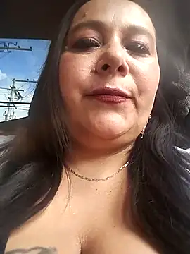 sara pineros online show from February 26, 2025, 9:16 pm