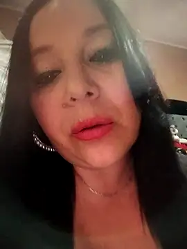sara pineros online show from October 2, 2025, 8:49 pm