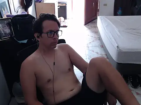 Snapshot of Pit_xxz chatting on October 20, 2025, 3:01 pm Pit xxz online show from October 20, 2025, 3:01 pm