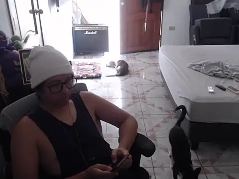 Snapshot of Pit_xxz chatting on February 14, 2026, 4:37 pm Pit xxz online show from February 14, 2026, 4:37 pm