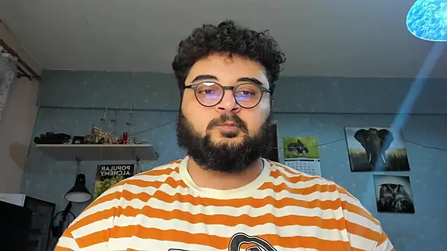 Snapshot of teddy_alan chatting on February 4, 2025, 5:23 pm teddy alan online show from February 4, 2025, 5:23 pm