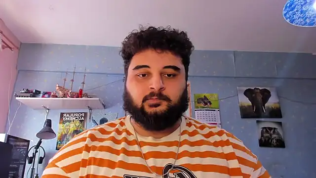 Snapshot of teddy_alan chatting on February 6, 2025, 5:14 am teddy alan online show from February 6, 2025, 5:14 am