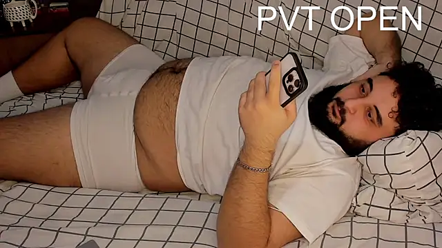 Snapshot of teddy_alan chatting on March 5, 2025, 5:18 pm teddy alan online show from March 5, 2025, 5:18 pm