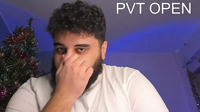 Snapshot of teddy_alan chatting on March 7, 2025, 2:01 pm teddy alan online show from March 7, 2025, 2:01 pm