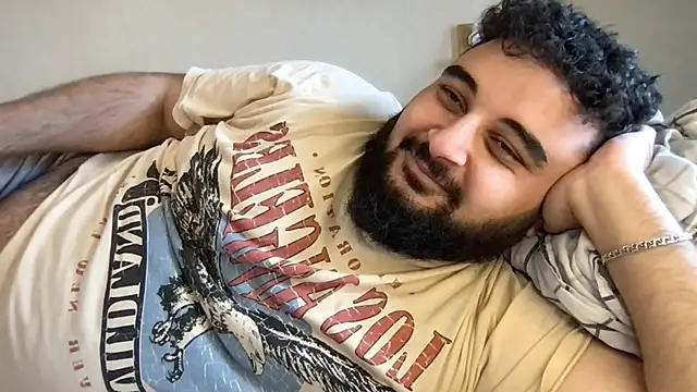 Snapshot of teddy_alan chatting on September 18, 2025, 1:24 pm teddy alan online show from September 18, 2025, 1:24 pm