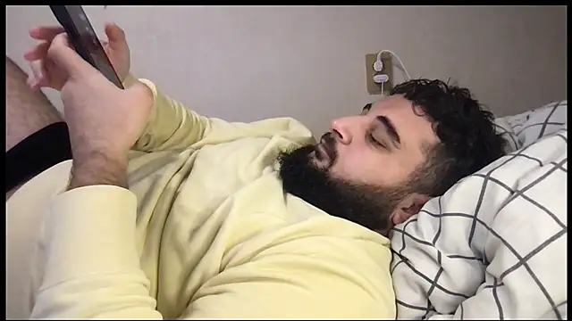 Snapshot of teddy_alan chatting on September 29, 2025, 4:34 pm teddy alan online show from September 29, 2025, 4:34 pm