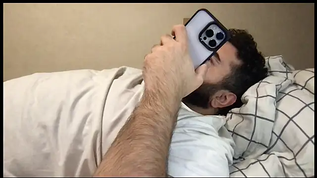 Snapshot of teddy_alan chatting on October 12, 2025, 10:36 am teddy alan online show from October 12, 2025, 10:36 am