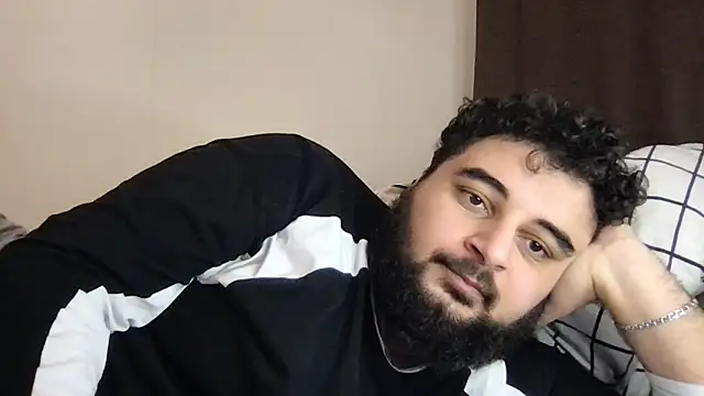 Snapshot of teddy_alan chatting on December 1, 2025, 12:10 pm teddy alan online show from December 1, 2025, 12:10 pm