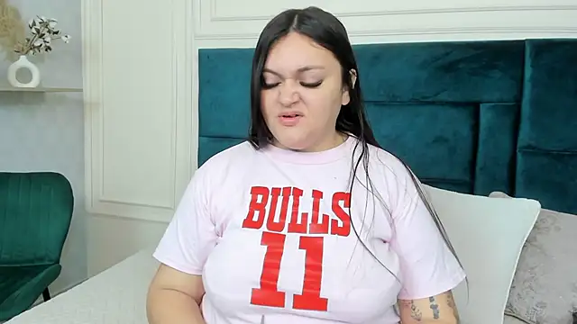 Snapshot of Charlotte_Mayer chatting on January 30, 2025, 11:33 am Charlotte Mayer online show from January 30, 2025, 11:33 am