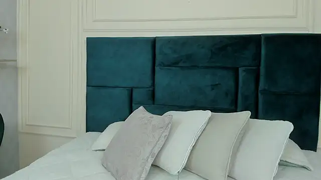 Snapshot of Charlotte_Mayer chatting on February 24, 2025, 11:21 am Charlotte Mayer online show from February 24, 2025, 11:21 am