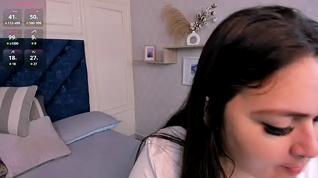 Snapshot of Charlotte_Mayer chatting on November 7, 2025, 11:21 am Charlotte Mayer online show from November 7, 2025, 11:21 am