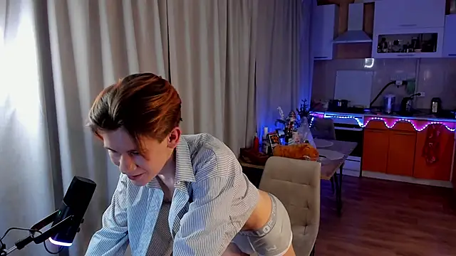 Snapshot of AndrewwCarter2 chatting on February 14, 2025, 11:09 pm AndrewwCarter2 online show from February 14, 2025, 11:09 pm